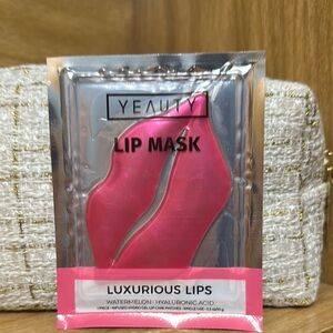 Luxurious Pink Lip Mask